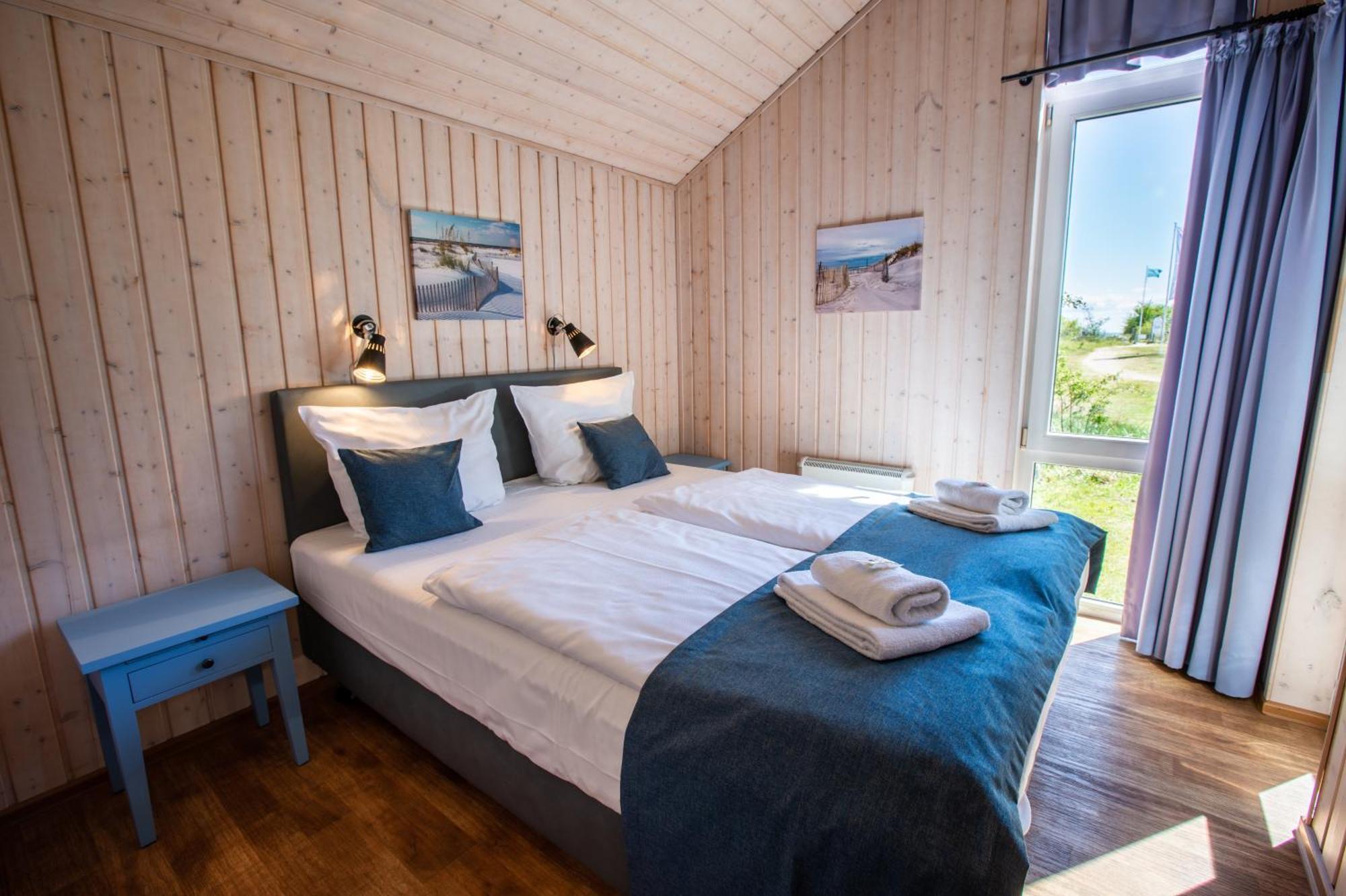 Typ A "Black Pearl" -Kleiner-Belt-Haus- Pelzerhaken Buitenkant foto